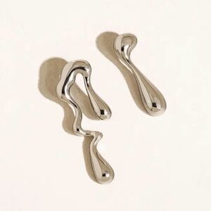 A208. Silver Stainless Steel Abstract Mismatch Melted Drop Earrings